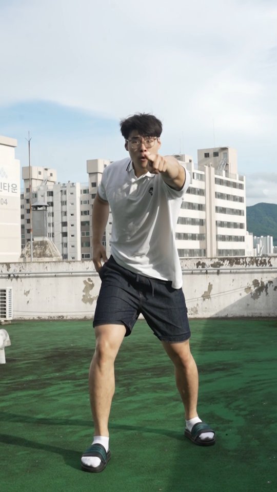 dobeyo_ 게시물 이미지: Newjeans Super Natural Cover Dance.mp4