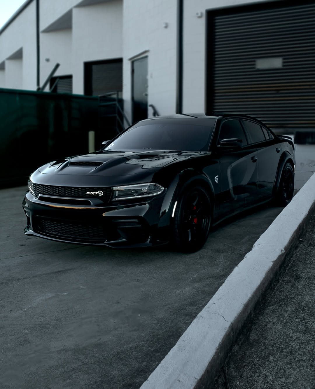 dodgeofficial 게시물 이미지: Intimidating by design.

#ThatsMyDodge

📸: @shdwcat6.2
