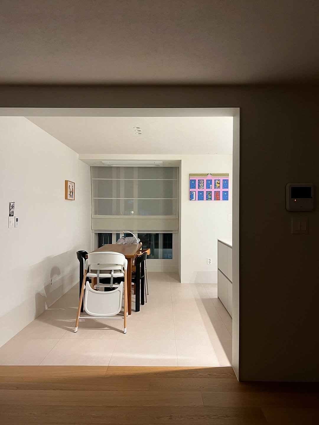 Photo shared by 도둥이네 on July 18, 2025 tagging @opengallery.co.kr. May be an image of lighting, rocking chair, indoors, sliding door and text.