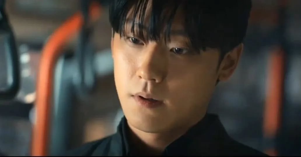 Photo shared by LEE DO HYUN 이도현 on July 18, 2024 tagging @ldh_sky.