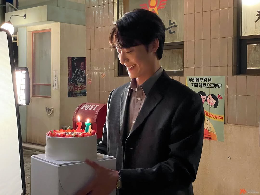 Photo shared by LEE DO HYUN 이도현 on April 11, 2025 tagging @ldh_sky.