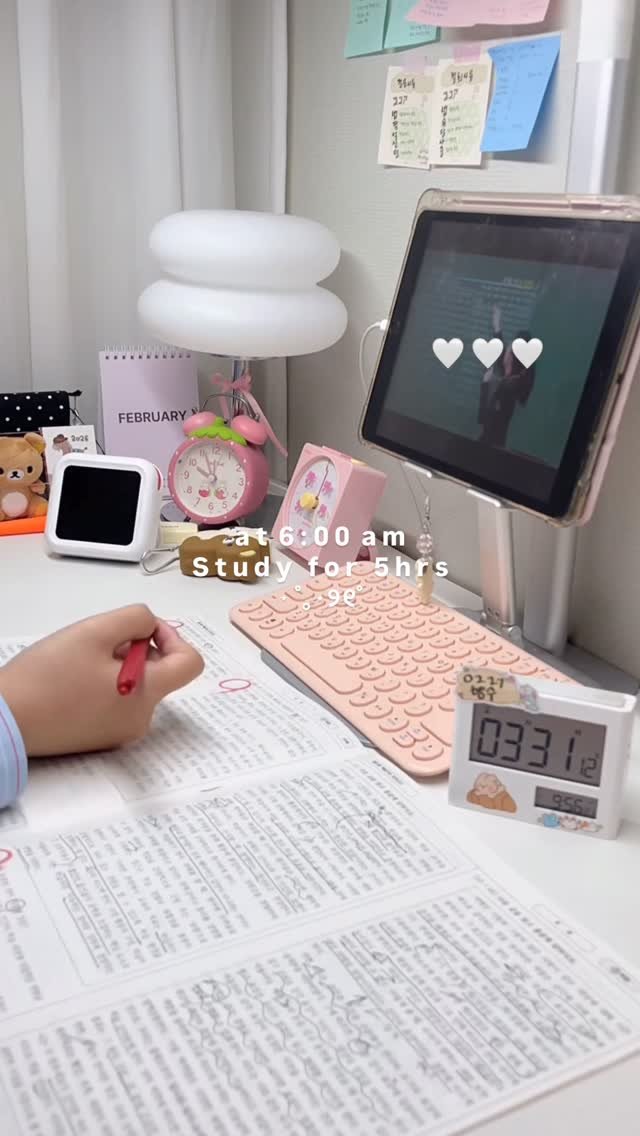 domybest.s2 게시물 이미지: 요즘 집중도 안되고 힘들어서 계속 탈주했는데 !!
열심히 살아보자 다짐하면 열심히...