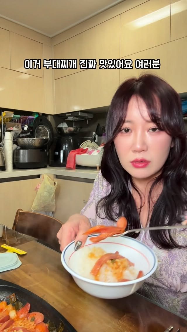 dongcansong 게시물 이미지: 봉슐랭 햄폭탄 부대찌개 이건 진짜 쟁겨두세요 (앵콜.앵콜 오픈‼️)

물만있으면...