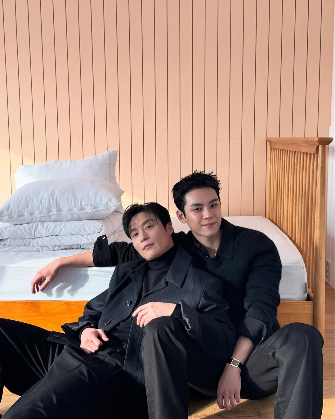 donglrami 게시물 이미지: 많은 게 한꺼번에 바뀔 필요는 없다.

한 번에 다 바꾸려고 하면 오히려 아무것도...