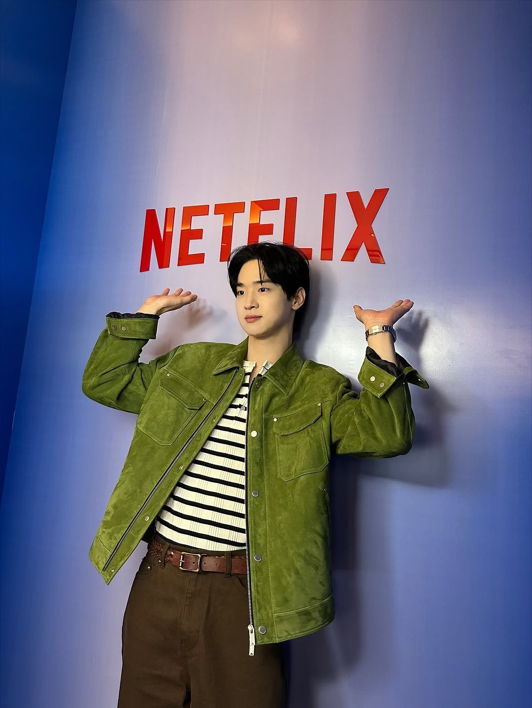 Photo by 장동윤 Jang dong Yoon on September 21, 2025. May be an image of 1 person, poster and text that says 'NETELIX IX E'.