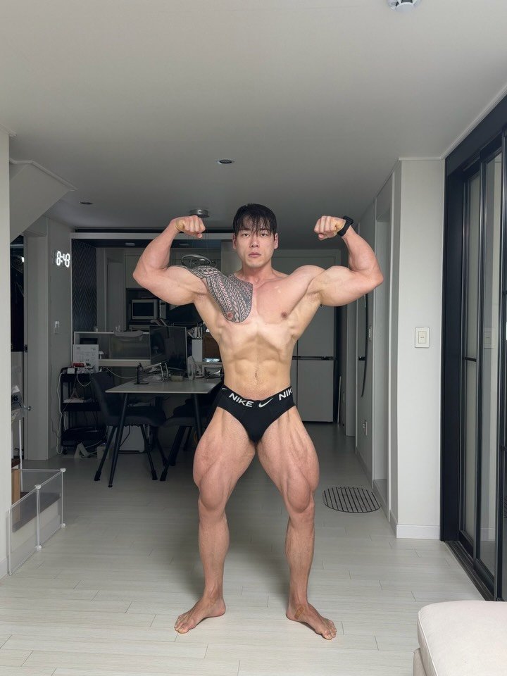 donutman_jw 게시물 이미지: 이보다 더 열심히 살 수 있을까
나중에 돌이켜 생각해봐도 후회는 없을 것...