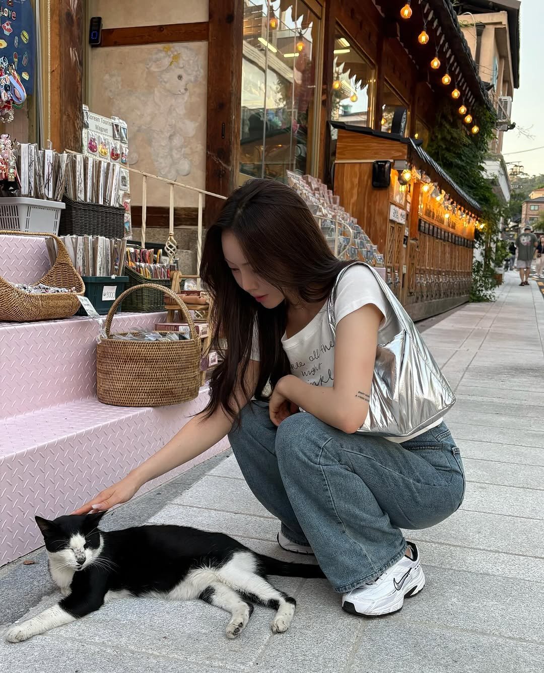 donxx.e 게시물 이미지: 고영희님 마사지 알바생