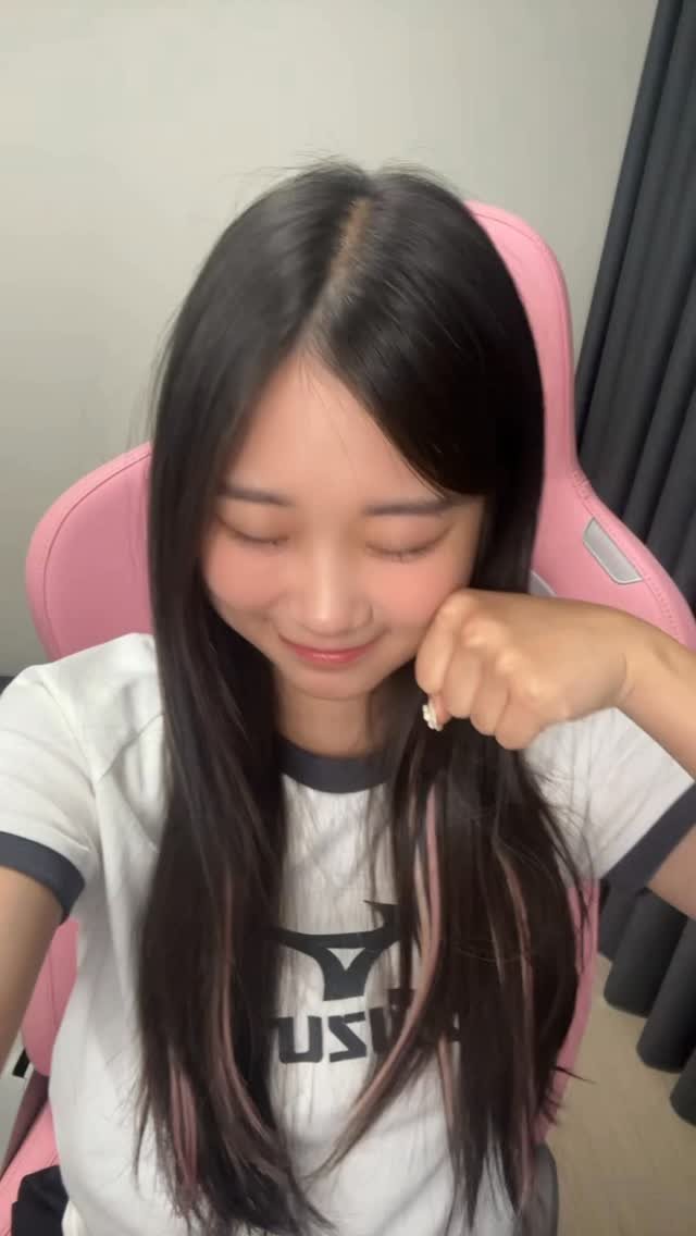 dookongc 게시물 이미지: 얼굴에 붓기일까요 살일까요?^^.. Is my face swollen or did...