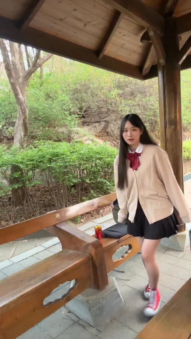 dookongc 게시물 이미지: 2학년 7반 정두콩💩 school uniform!! #reels #일상