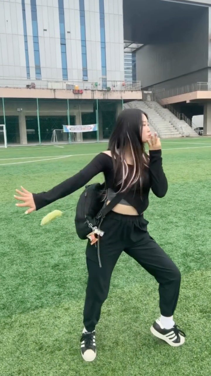 dookongc 게시물 이미지: 요즘 핫한 야구 아웃송!! Baseball Out Song🥹 #reels #일상 #dance #야구