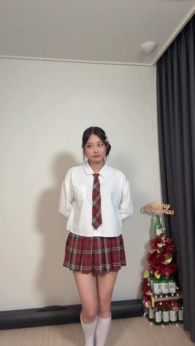 dookongc 게시물 이미지: 이 노래 아는 사람 나이 적고 가기!! Who remembers this song🙊 #reels #