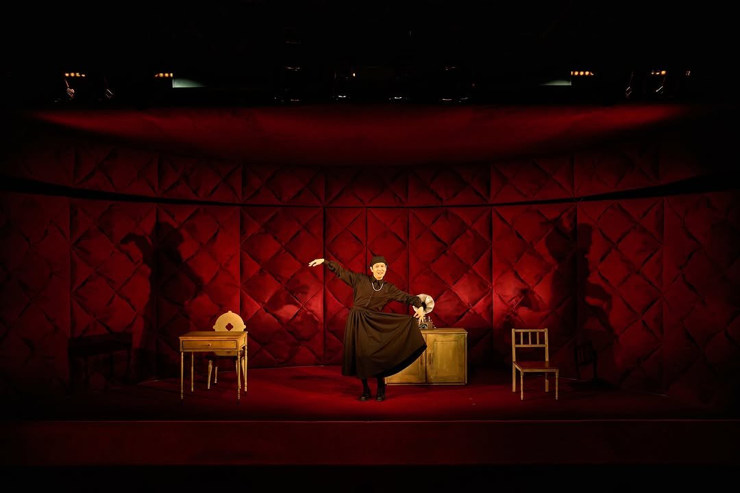 doosanartcenter 게시물 이미지: ㅡ 연극 <나는 나의 아내다>

#공연사진 #백석광

당신의 생애만큼 감동적인 건...