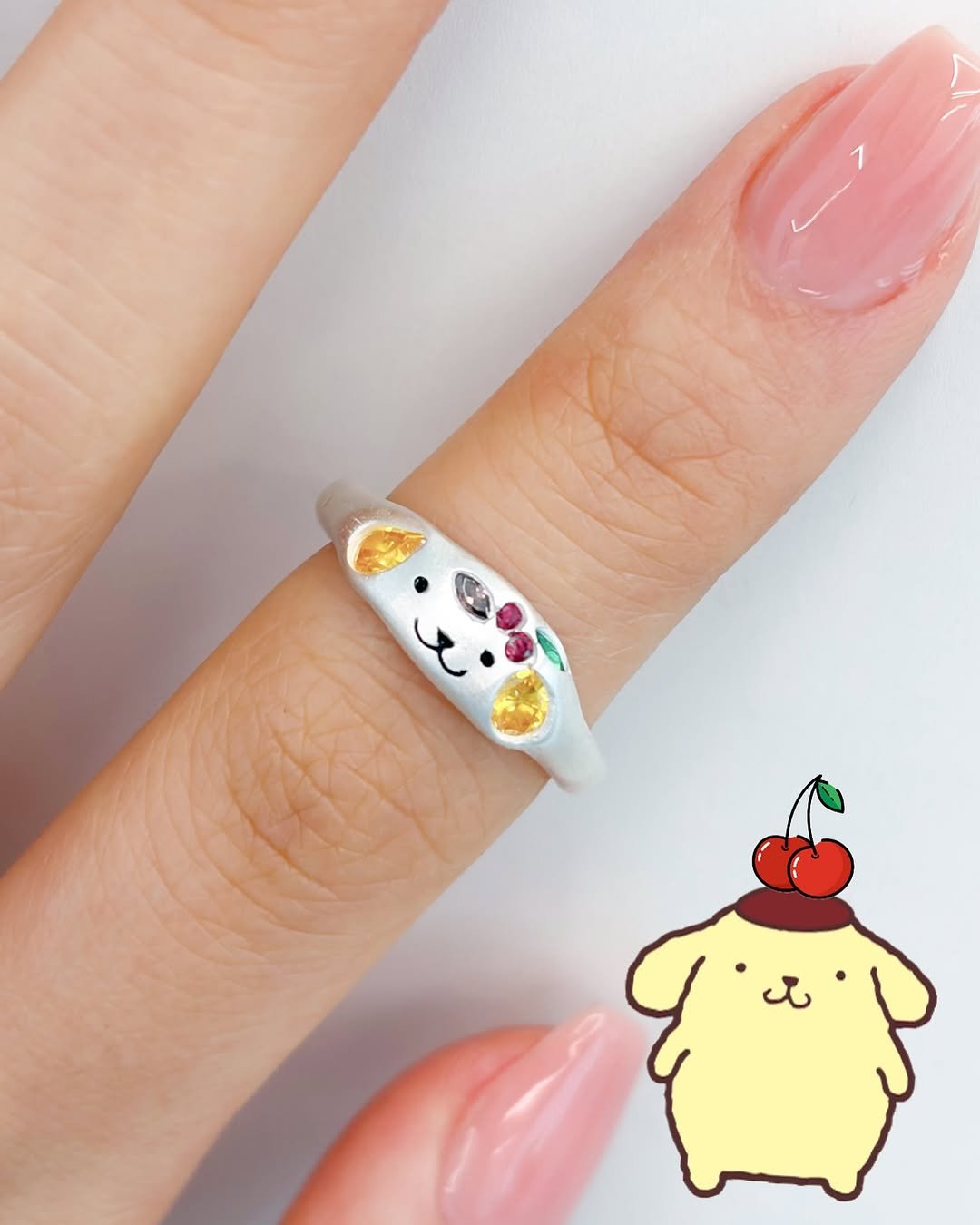 Photo by 도우클래스(반지만들기 |은점토공방 |원데이클래스 |홍대공방 |반지공방) in 홍대입구역. May be an image of one or more people, fingernails and text.