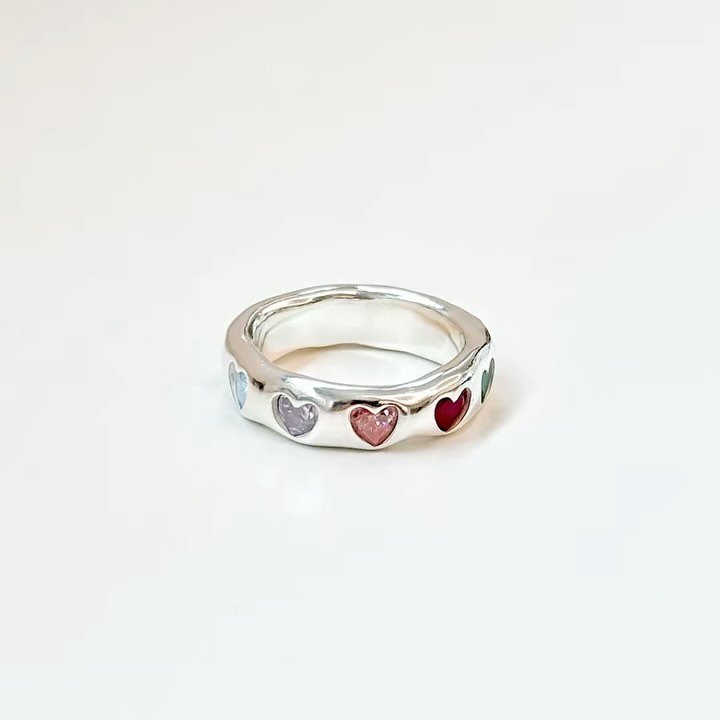 dough_class__ 게시물 이미지: 주문제작 🫶
색깔별로 하트를 쭈욱 셋팅해서 제작해 드렸는데 ,기분에 따라 돌려서...