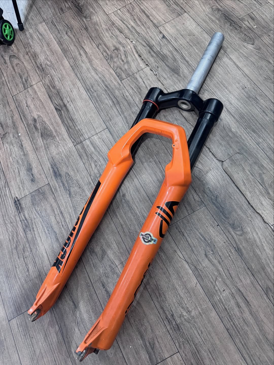 downhillhouseparts 게시물 이미지: R$1200
Proshock ônix 29 
Ar e hidráulico