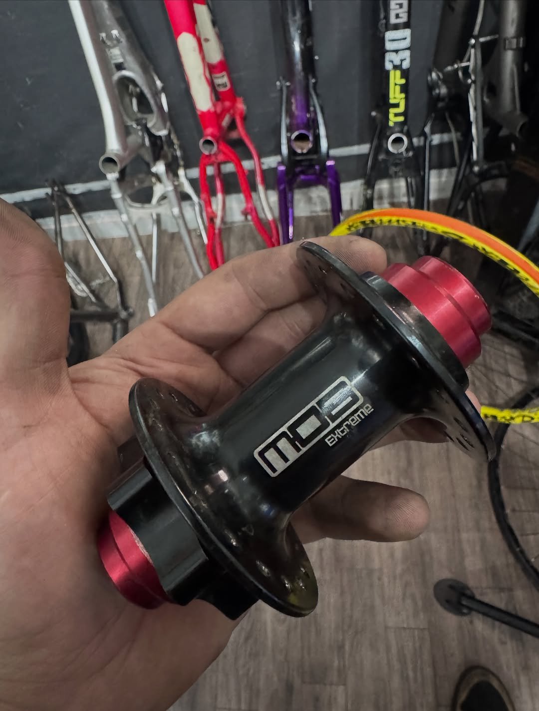 downhillhouseparts 게시물 이미지: R$250
Cubo 20mm 36f 
Otimo estado