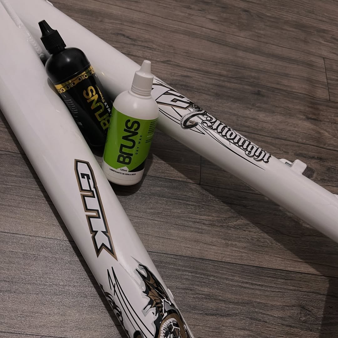 Photo shared by Casadownhill peças on December 28, 2025 tagging @brunsprobikeproducts. May be an image of text.