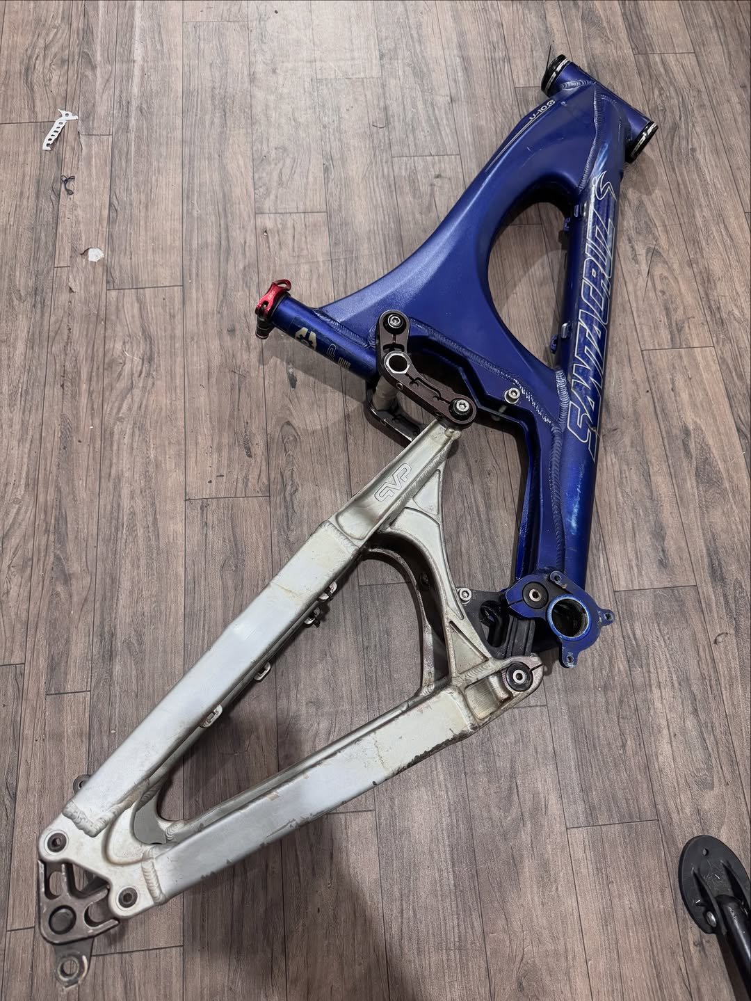 Photo by Casadownhill peças on April 26, 2026. May be an image of text.