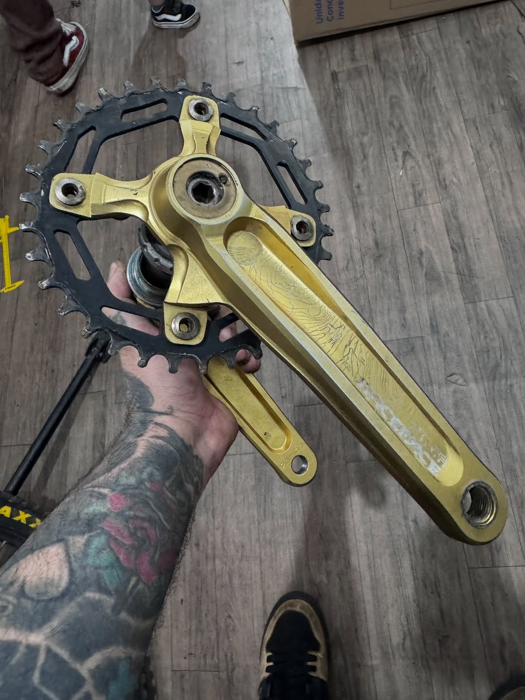 downhillhouseparts 게시물 이미지: R$500
Pedivela atlas 83mm
Completo
