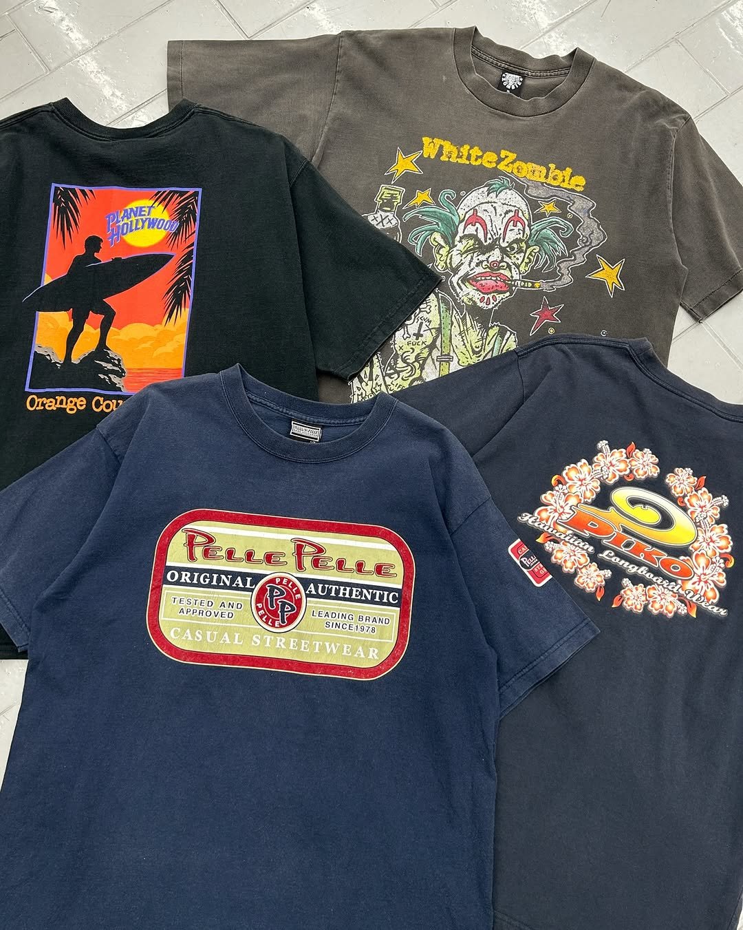 Photo by 도조 홍대 빈티지샵 on March 23, 2026. May be an image of text.