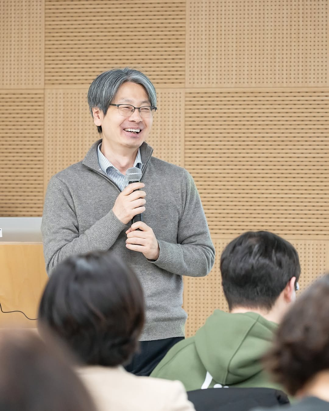 Photo by 디플롯 on December 17, 2025. May be an image of one or more people, eyeglasses and text.