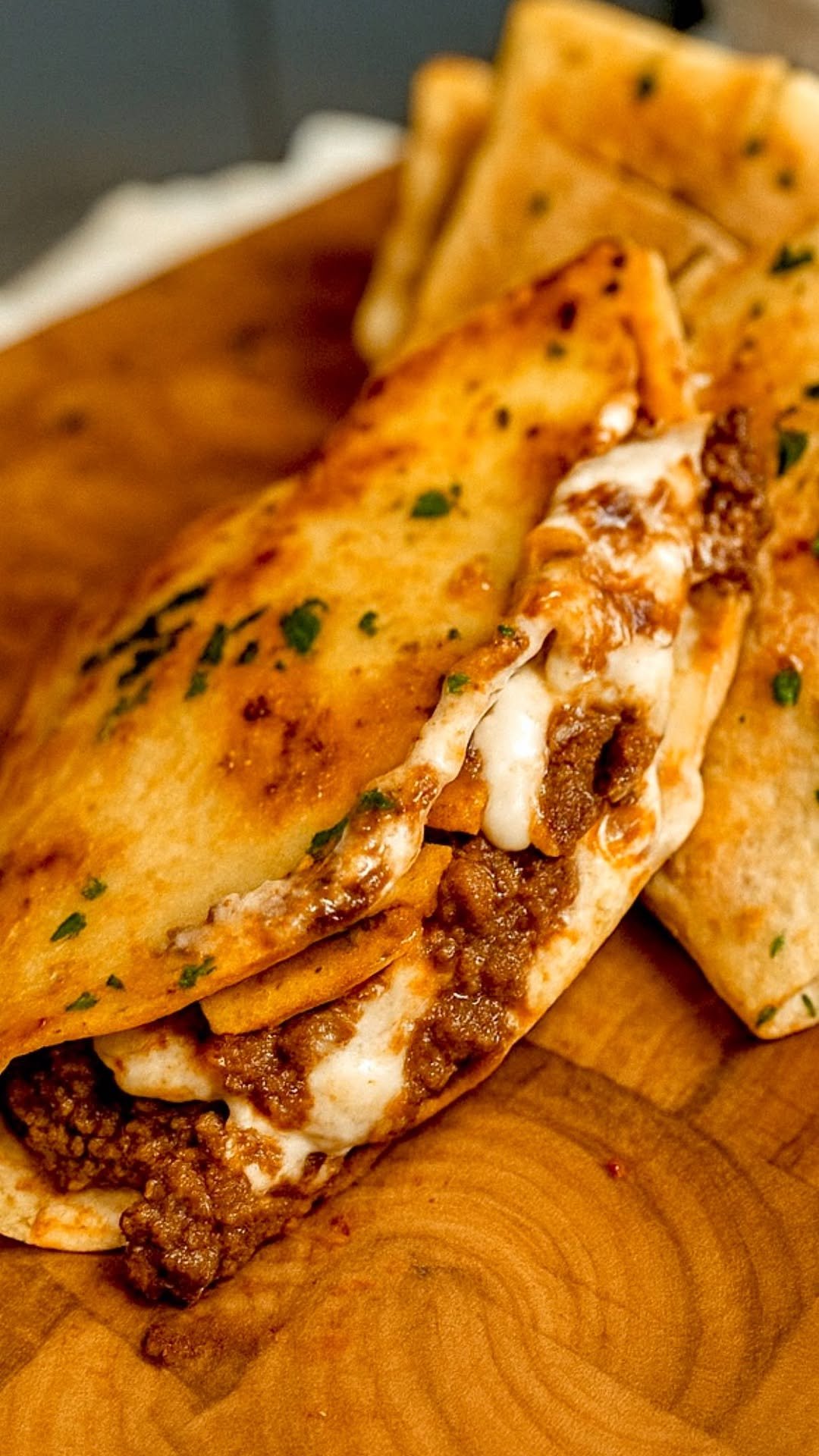 dr.vegan 게시물 이미지: Crispy Taco Fold Hack 🌮🔥
What you’ll need: 🌯 1...