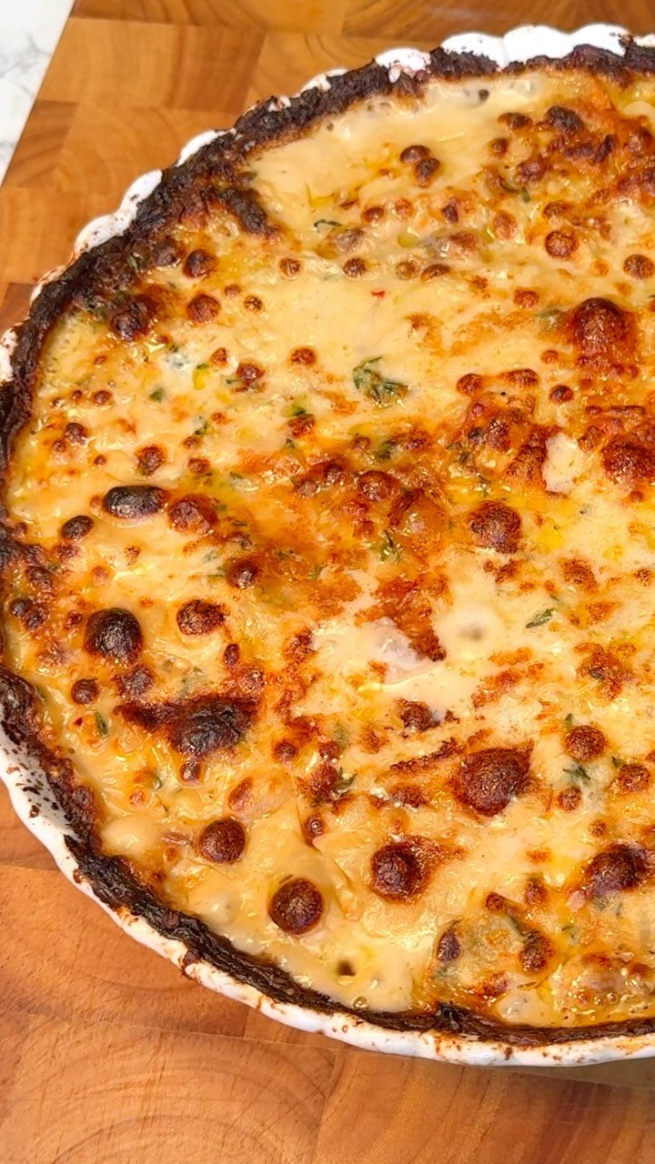 dr.vegan 게시물 이미지: Creamy scalloped potatoes 🥔🧄
What you’ll...