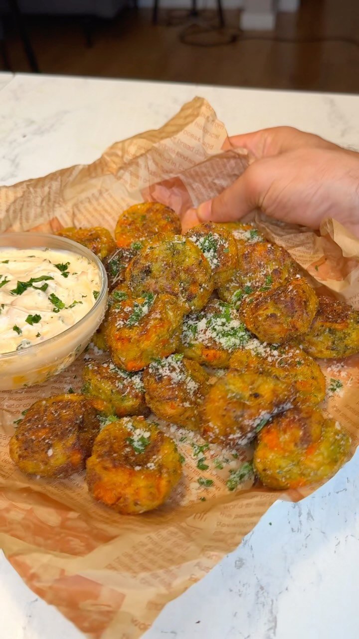 dr.vegan 게시물 이미지: Crispy Veggie Balls 🥕🥦🥔
What you’ll need: 🥕...