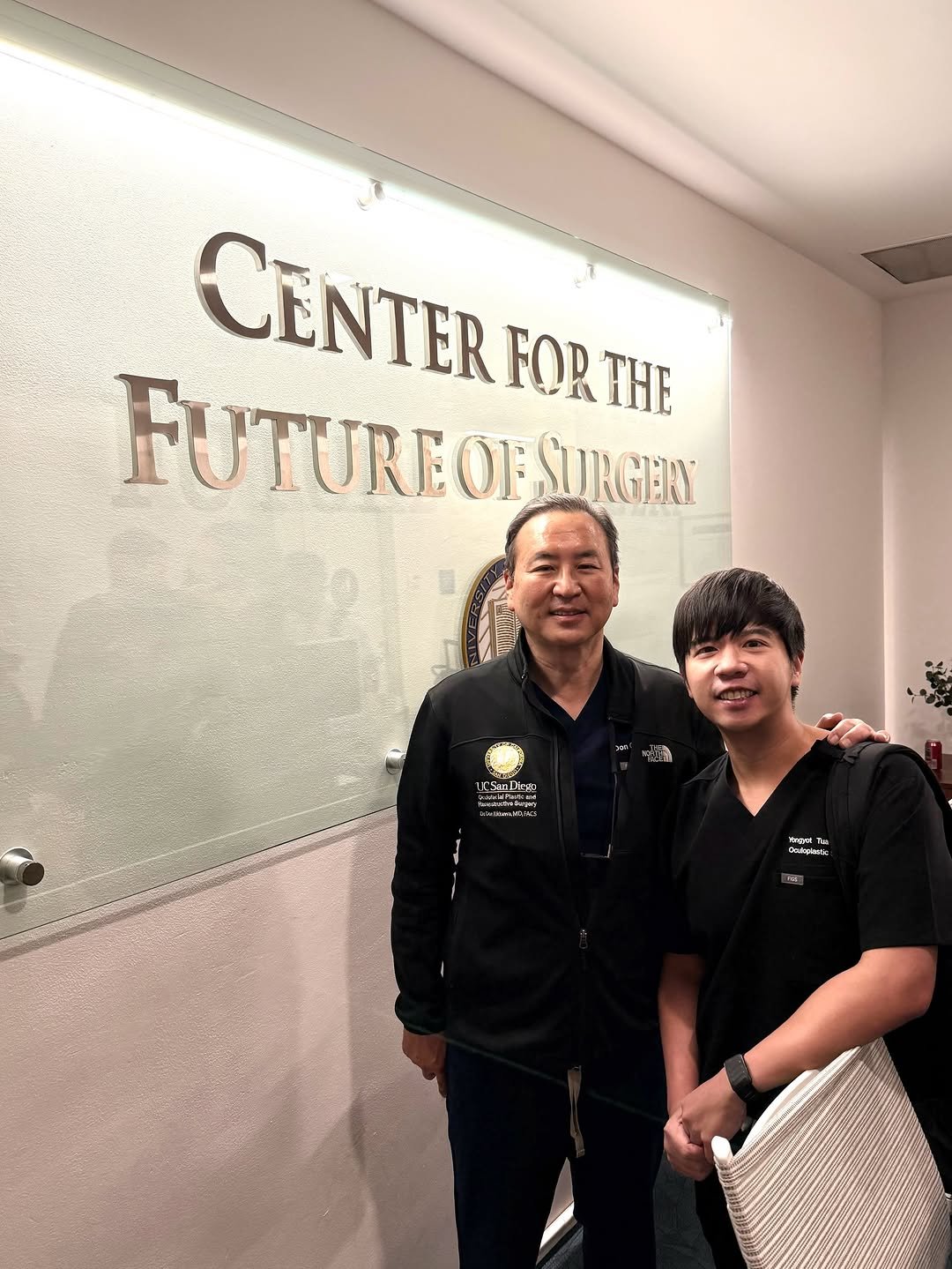 dr.yongyot_eyelid 게시물 이미지: Learning from the surgeons who shaped much of...