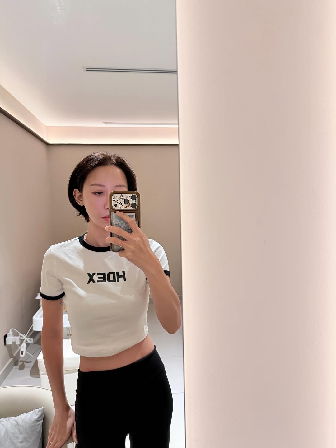 dr_ohmi 게시물 이미지: 외국에 살아서 좋은건 배꼽티입기💕✈️