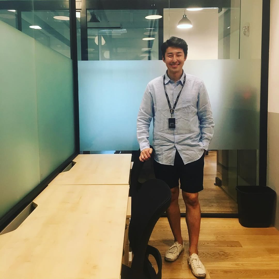 Photo by 이윤규 on November 12, 2025. May be an image of standing, bureau, office and text.