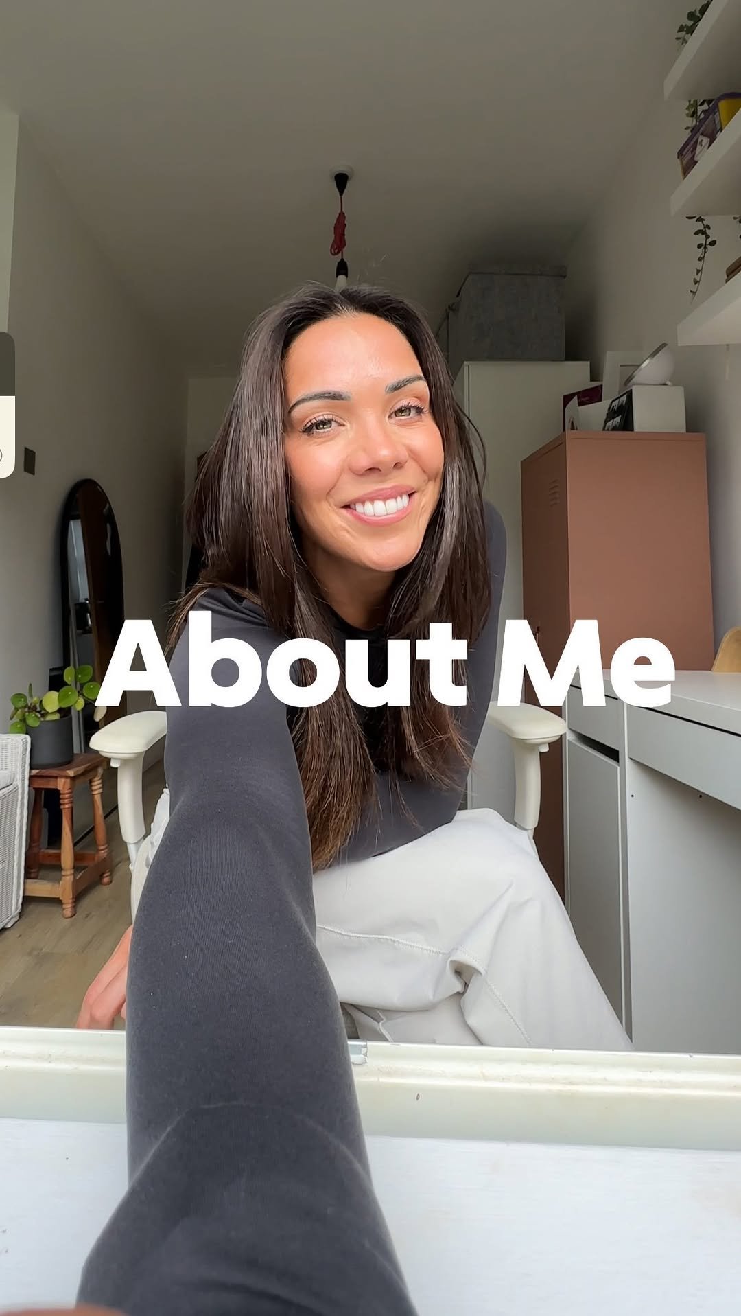 drhazelwallace 게시물 이미지: hello 👋 I’m hazel & this is ✨ my story ✨

Tell...