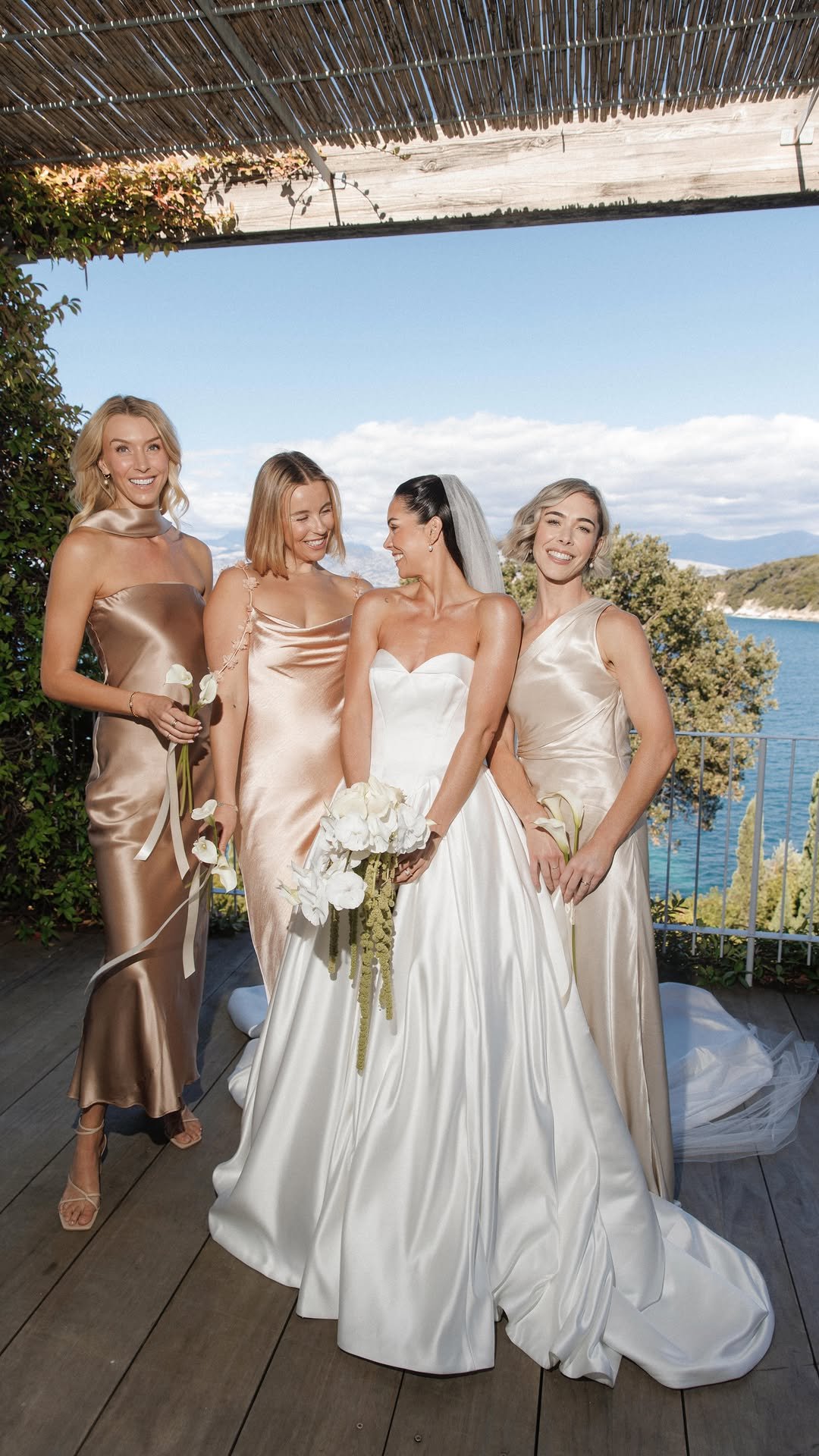 drhazelwallace 게시물 이미지: the dress of my dreams 🥹
Everyone tells you...