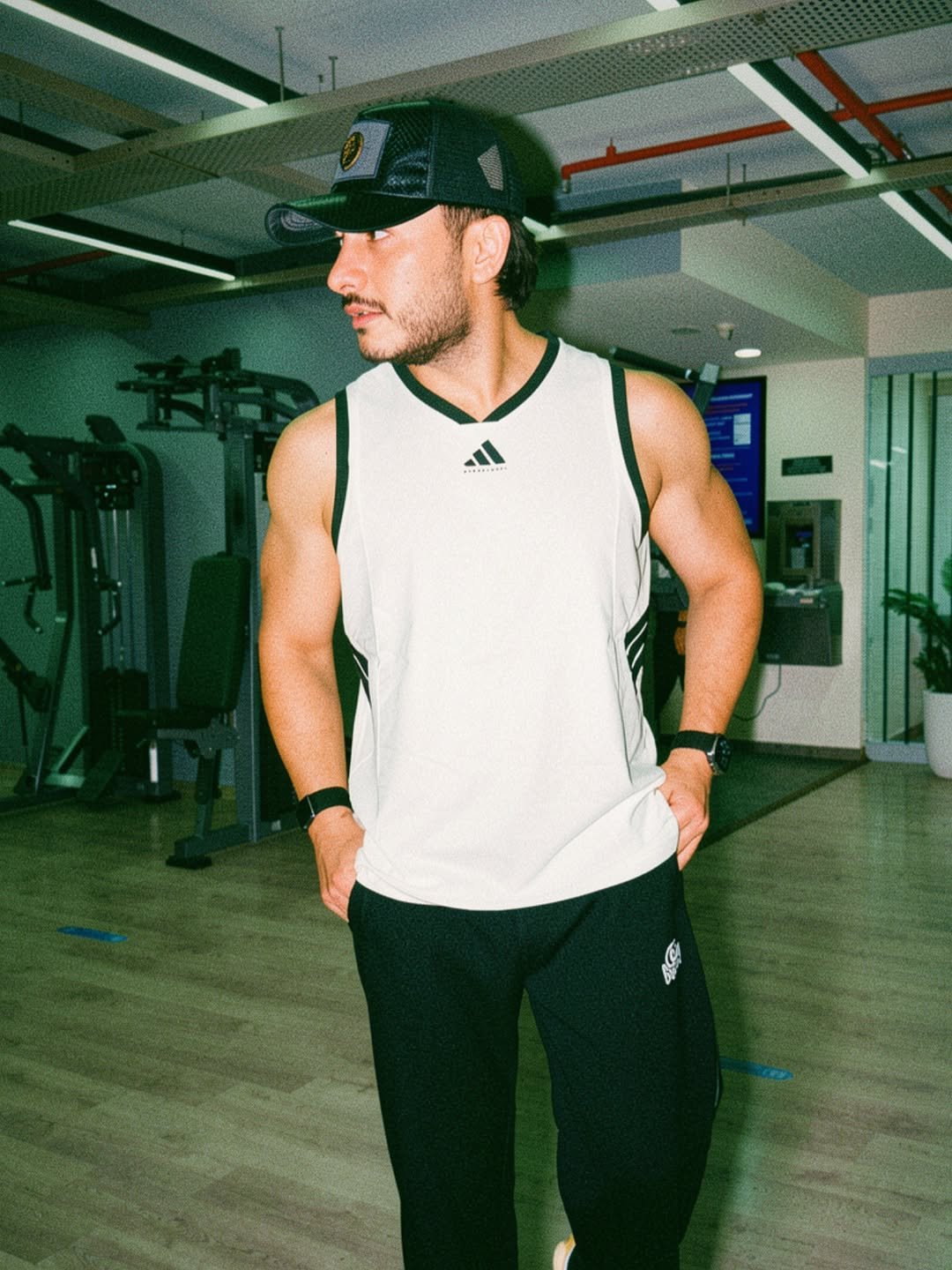 drimranpatelofficial 게시물 이미지: Building muscle is a bonus.
Building a...