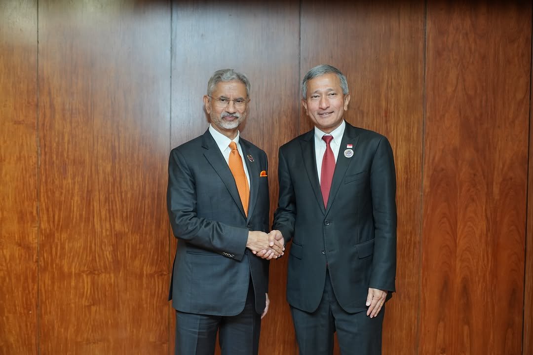 drs.jaishankar 게시물 이미지: Had a good lunch conversation with FM Vivian...