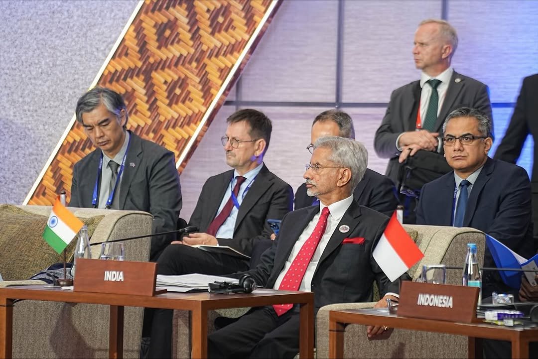 drs.jaishankar 게시물 이미지: Spoke at the 33rd ASEAN Regional Forum (ARF)...