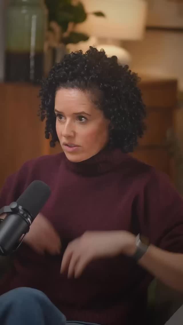 drsarahberry 게시물 이미지: Comment ‘nutrition’ to learn:

🥜 2 foods that...