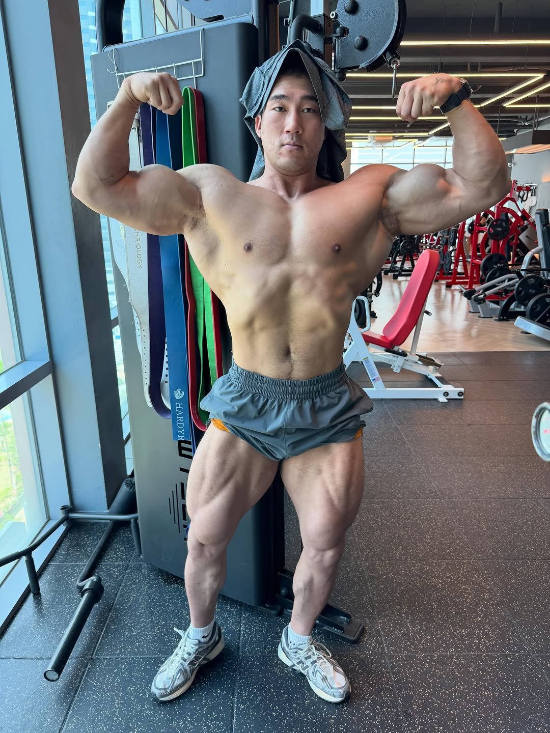 dry_sikk 게시물 이미지: _
Back day
등 넓어지고싶다면 로우를 잘하시오
🔥🔥

반드시이룬다
必成 필성