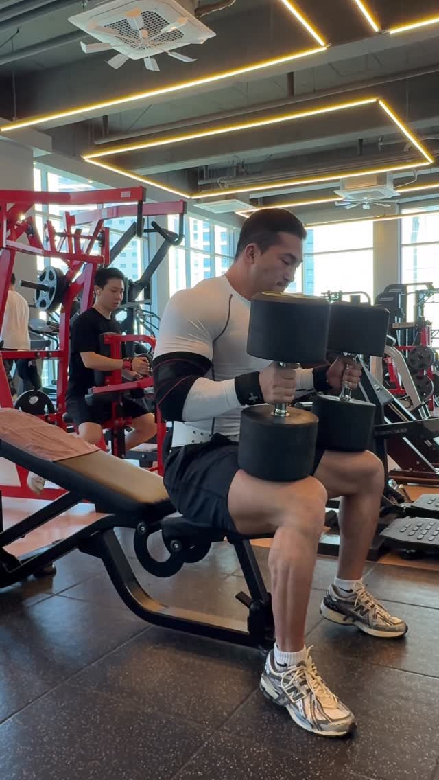 dry_sikk 게시물 이미지: _
반드시 들어버리자
🔥🔥

반드시이룬다
必成 필성