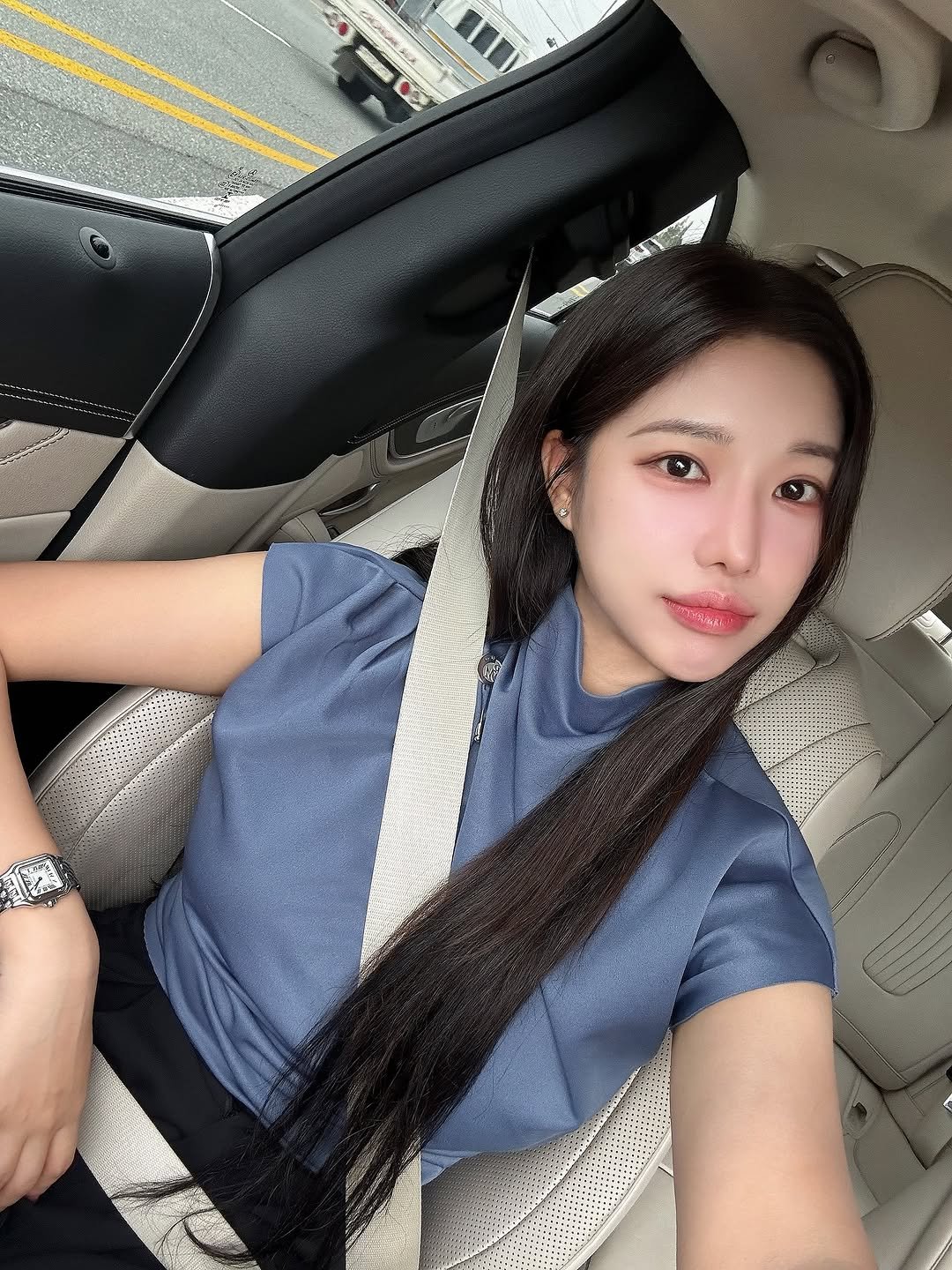 Photo by 윤러브 younluv on September 12, 2025. May be a selfie of 1 person, braids, seatbelt and text.