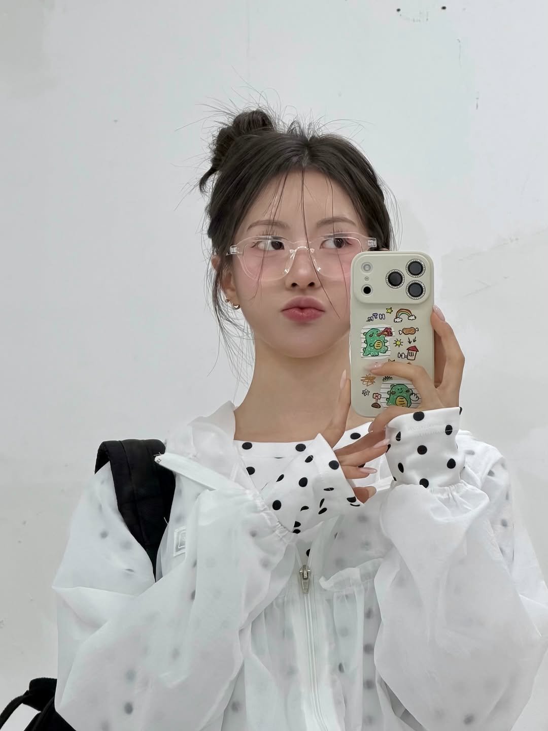 dxhxin 게시물 이미지: #협찬 @hottmall_official 

요즘 제일 손 많이 가는 폰케이스...