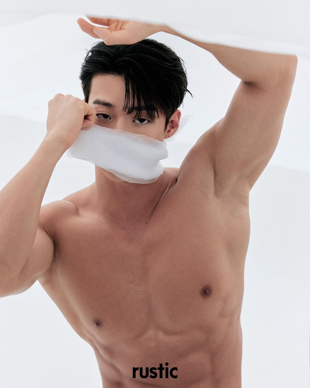 Photo by [Team_Us] 김동윤 ( 신논현PT, 논현PT, 강남PT ) on August 05, 2025. May be an image of 1 person, face mask and text.