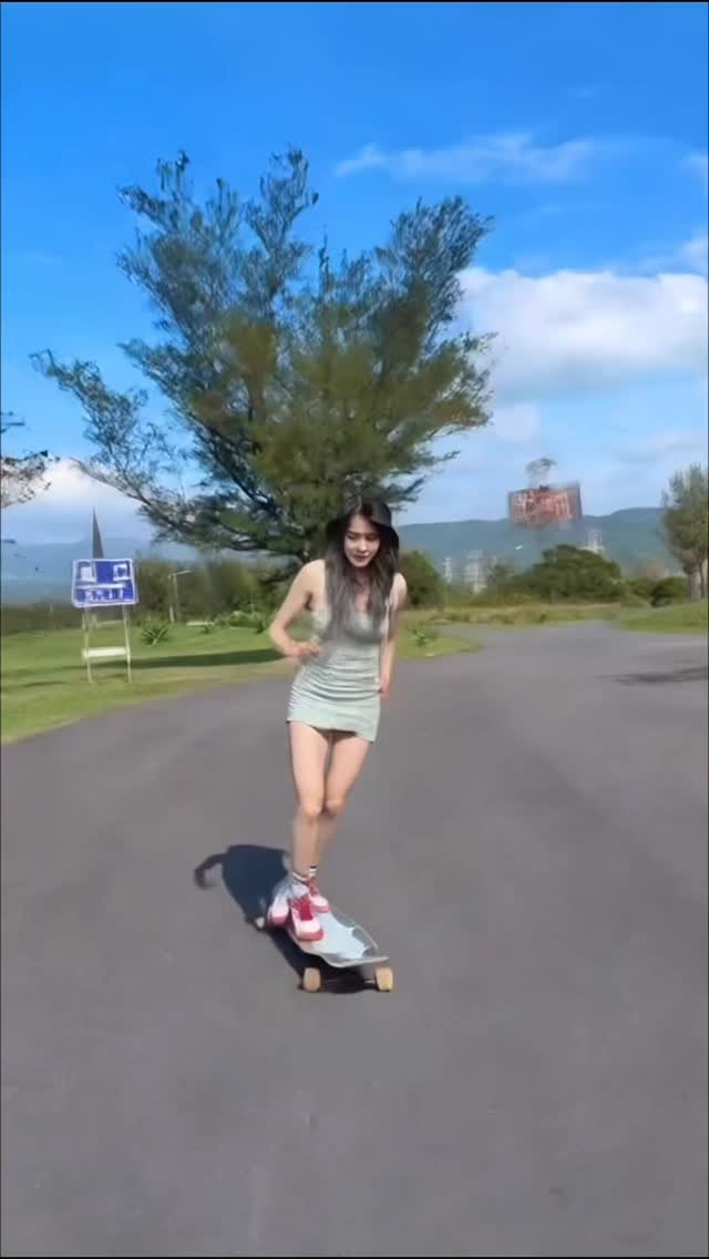 dy0220 게시물 이미지: 2025年的最後一天
可以留言很吉祥ㄉ四個字嗎
-
#長板 #運動女性 #2026 #2025 #跨年