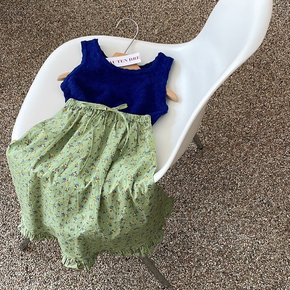 Photo by 오땅뜨 ( e t d ) on July 09, 2025. May be an image of sundress and text.