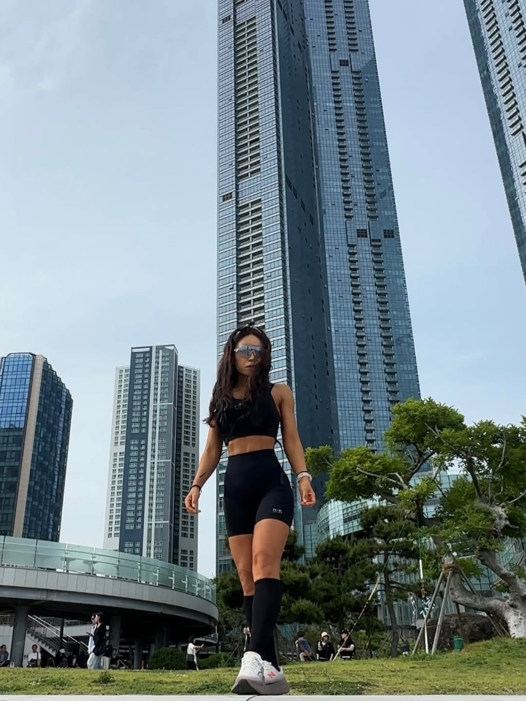 e.young_workout 게시물 이미지: 2026.05.24.일요일

해운대러닝✨
선선한 바람에 낮에도 덥지않고 뛰기 딱...