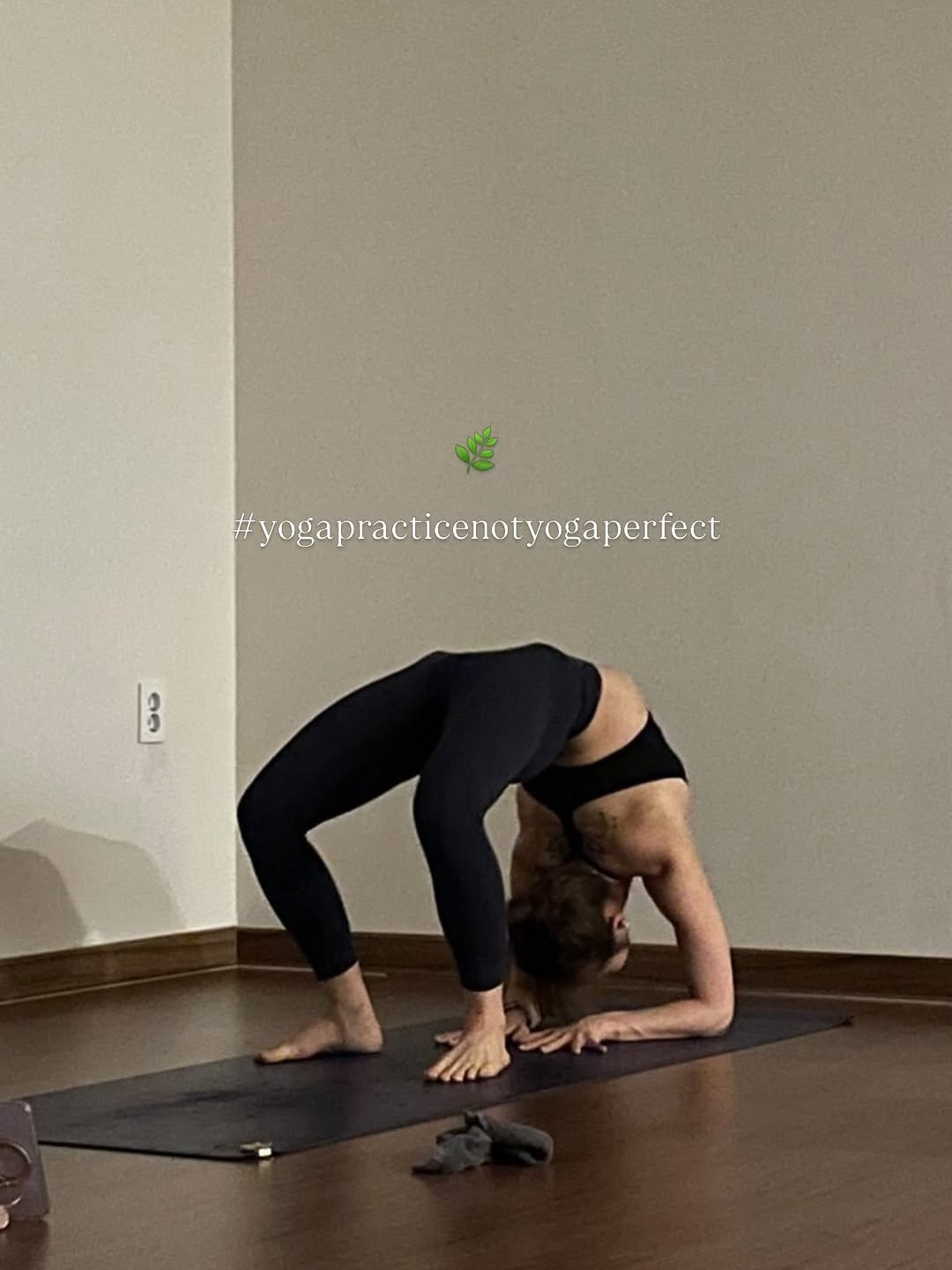 e__tto 게시물 이미지: Follow my yoga journey 🌈

When I was pregnant,...