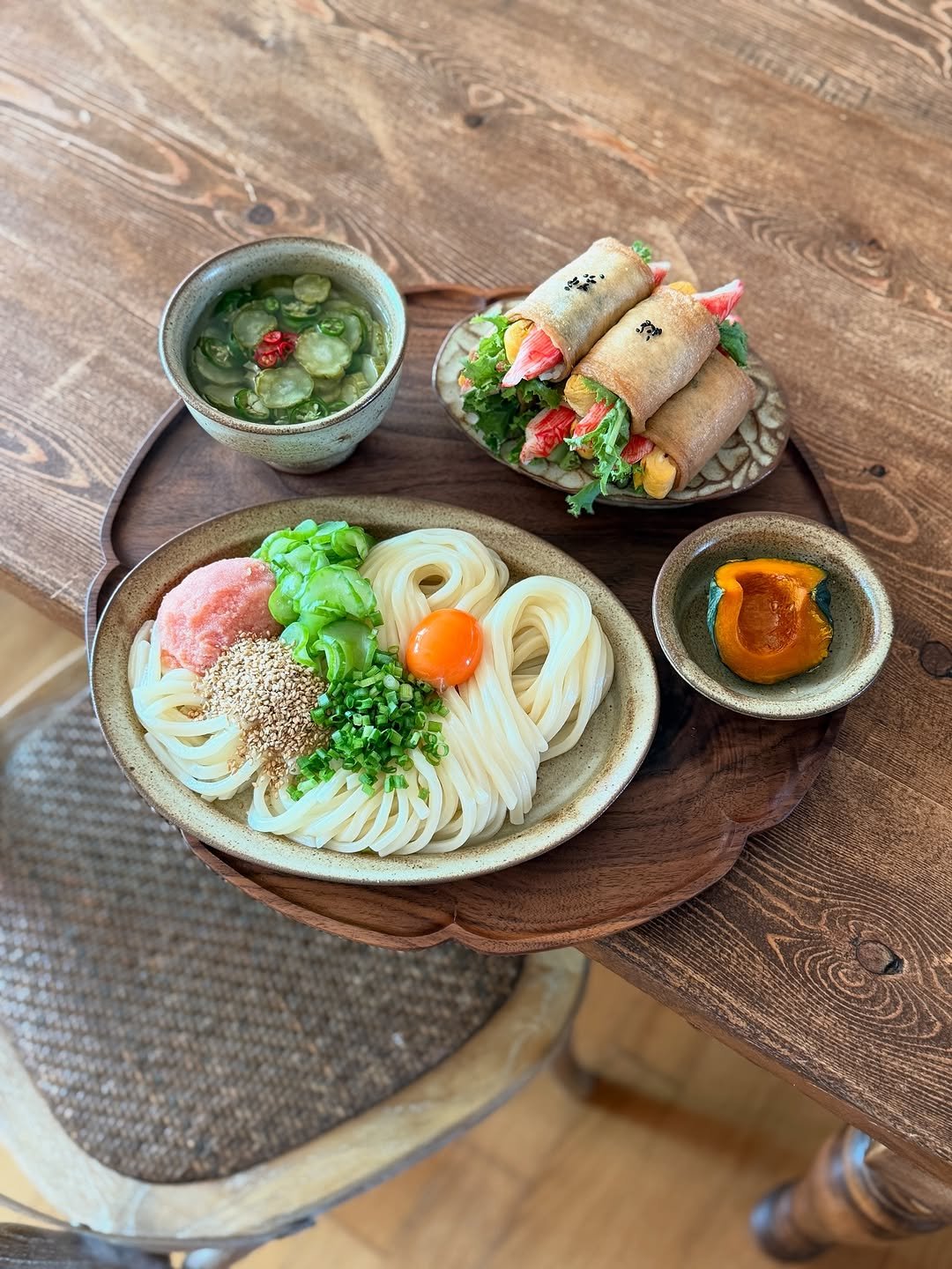 Photo by 마마혜정 mama hyejung on August 09, 2025. May be an image of tofu, ramen, noodles, hot pot, vegetable, Perilla and text.
