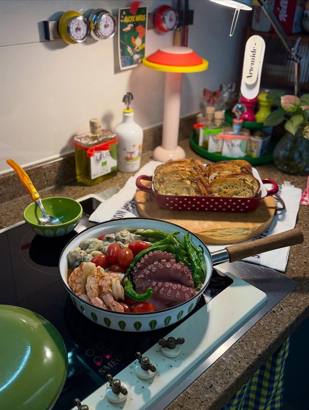 Photo by 마마혜정  mama hyejung on November 09, 2025. May be an image of pasta and text.