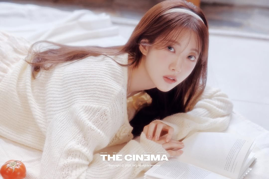 Photo by 루다 LUDA on November 13, 2025. May be an image of one or more people, hair, poster and text.