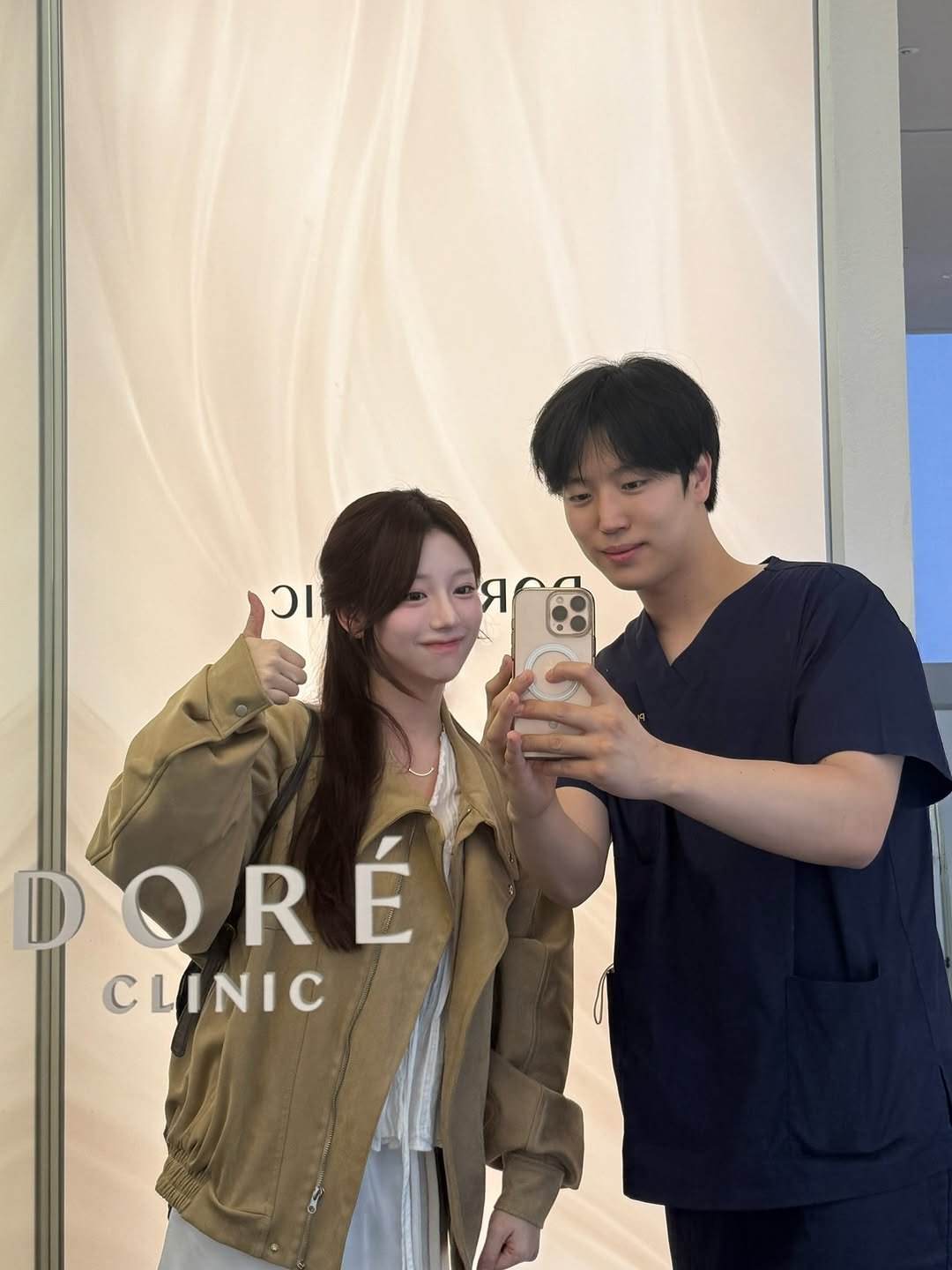 Photo shared by 은표 ෆ | 간호사 탈출ing~,,, on April 20, 2026 tagging @doreclinic.official. May be a selfie of one or more people, hair, hospital and text that says '၁။ ၁၁၀ -cRa ocRc ၁။ D DORÉ O CLINIC'.